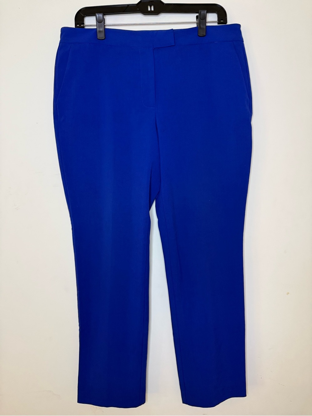 Chaus Tailored Straight-Leg Trousers in Cobalt Blue